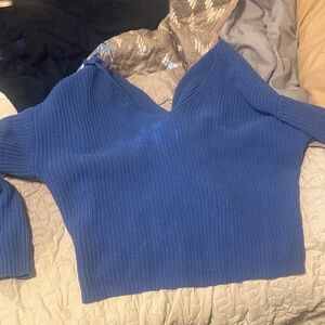 Elegant Blue V-Neck Sweater for Women